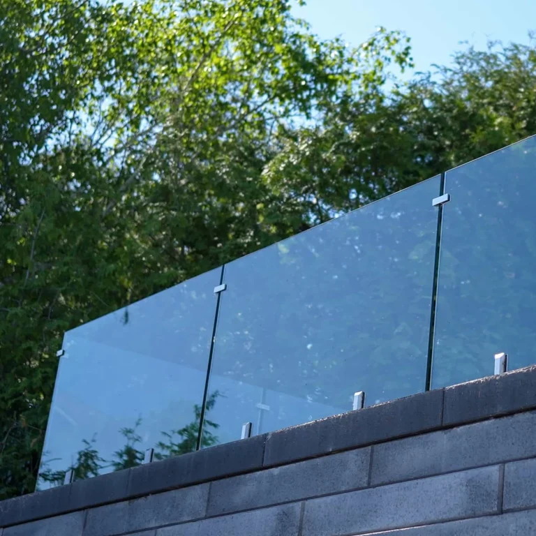 Frameless Glass Railing Systems: Costs & Engineering Guide