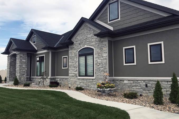 Exterior Stone Veneer Panels: Installation & Cost Guide