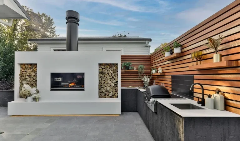 The Comprehensive Guide to Selecting a Modern Outdoor Kitchen Contractor